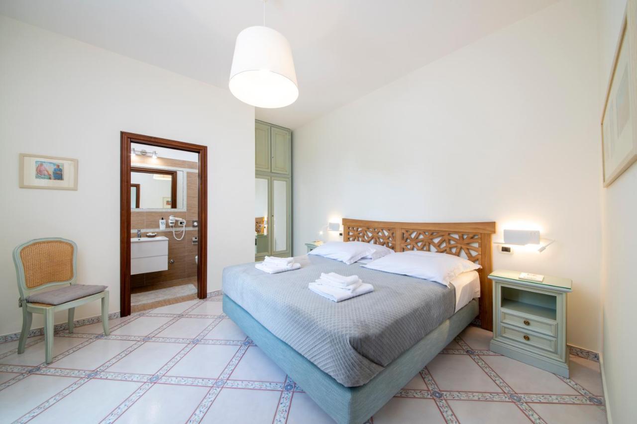 B&B Marcantonio - Ischia Ponte Bagian luar foto