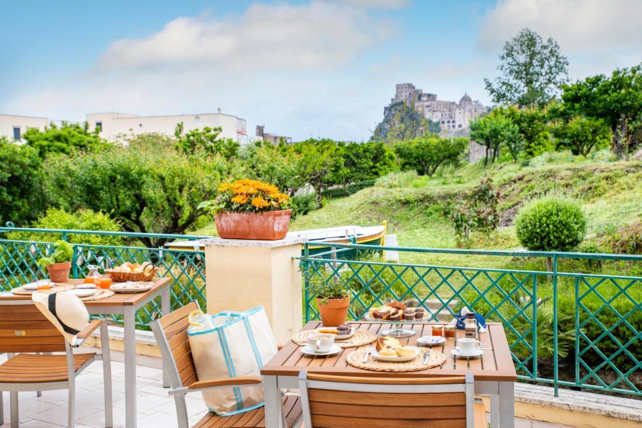 B&B Marcantonio - Ischia Ponte Bagian luar foto