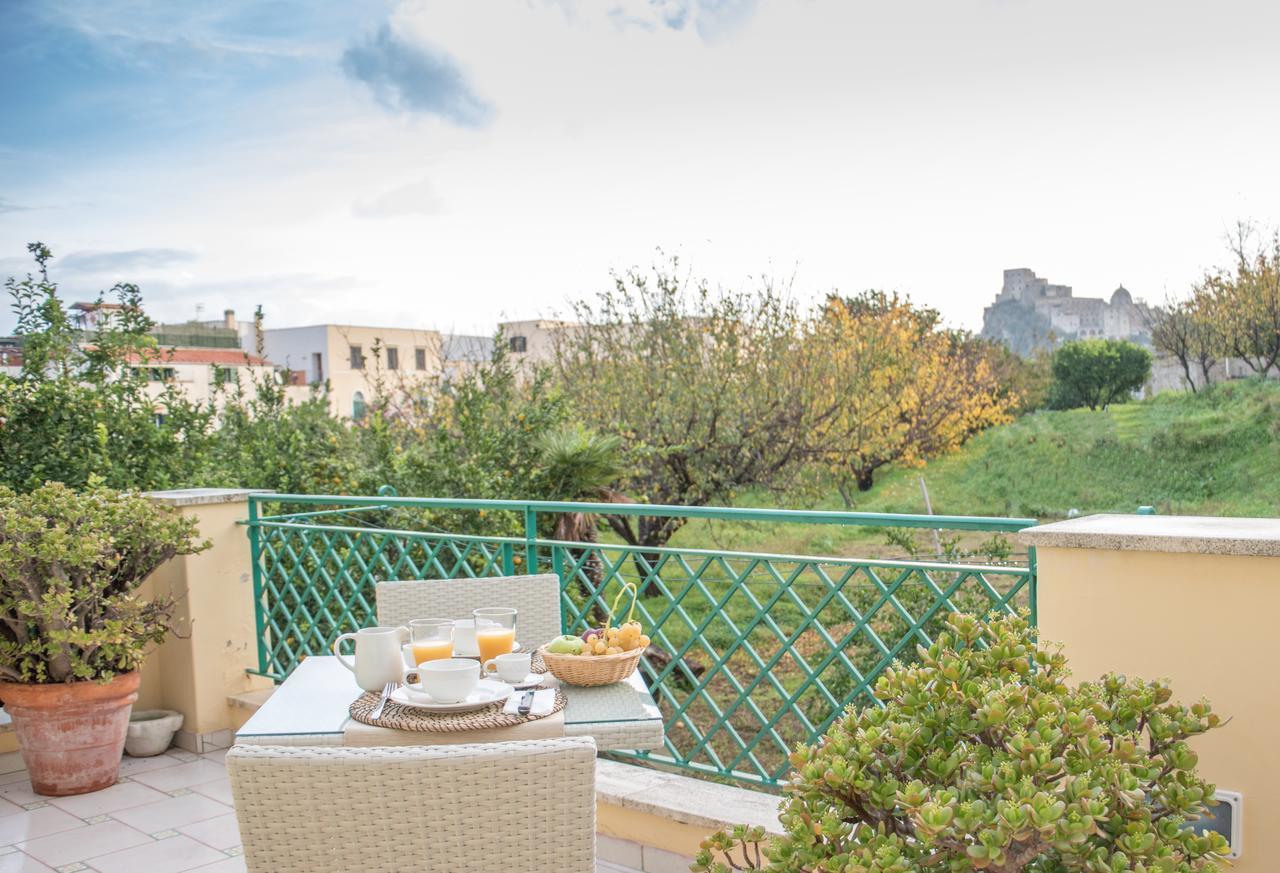 B&B Marcantonio - Ischia Ponte Bagian luar foto