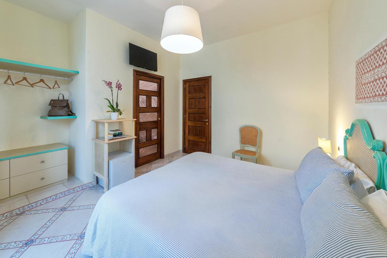 B&B Marcantonio - Ischia Ponte Bagian luar foto